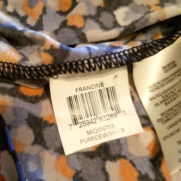 BGBGMaxazria Francine dress - Picture 14 of 14